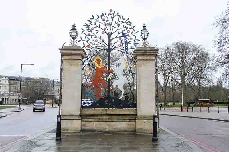 81 - Inglaterra - Londres - Hyde Park - puerta